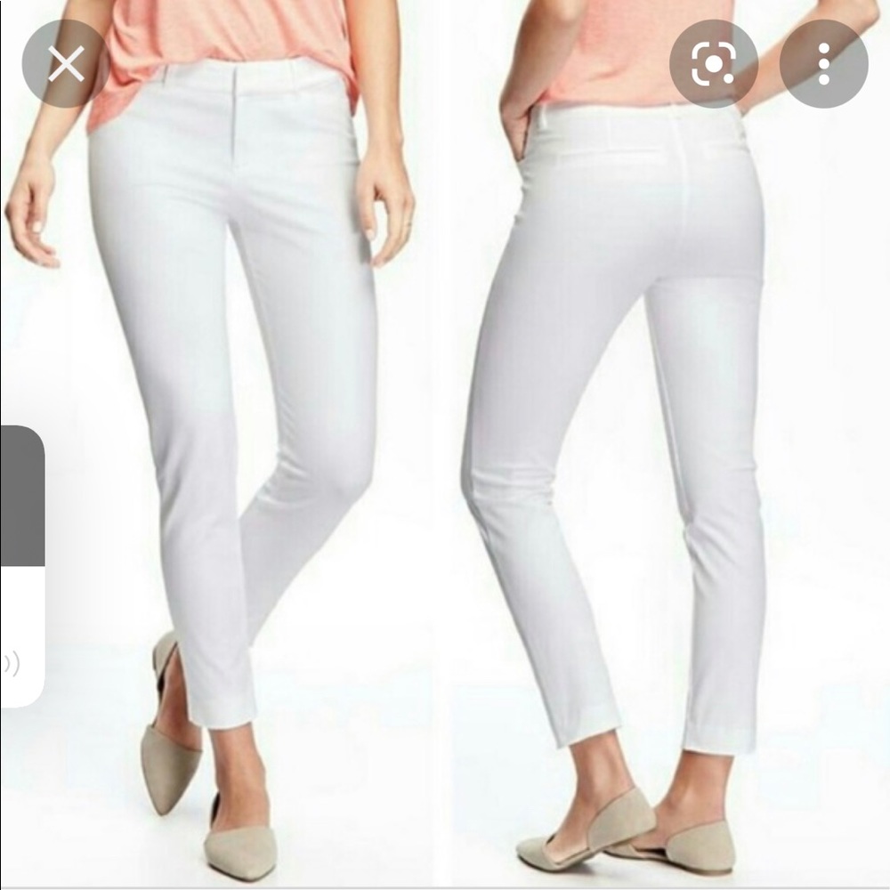 White Old Navy Pixie Chino pant